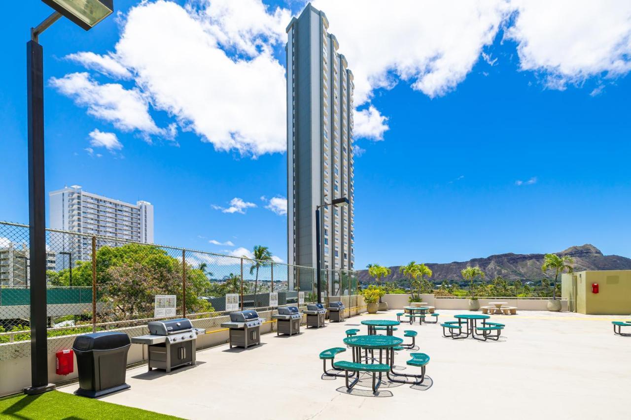 Waikiki Sunset Mountain View Near Beach With Parking Honolulu Exterior photo