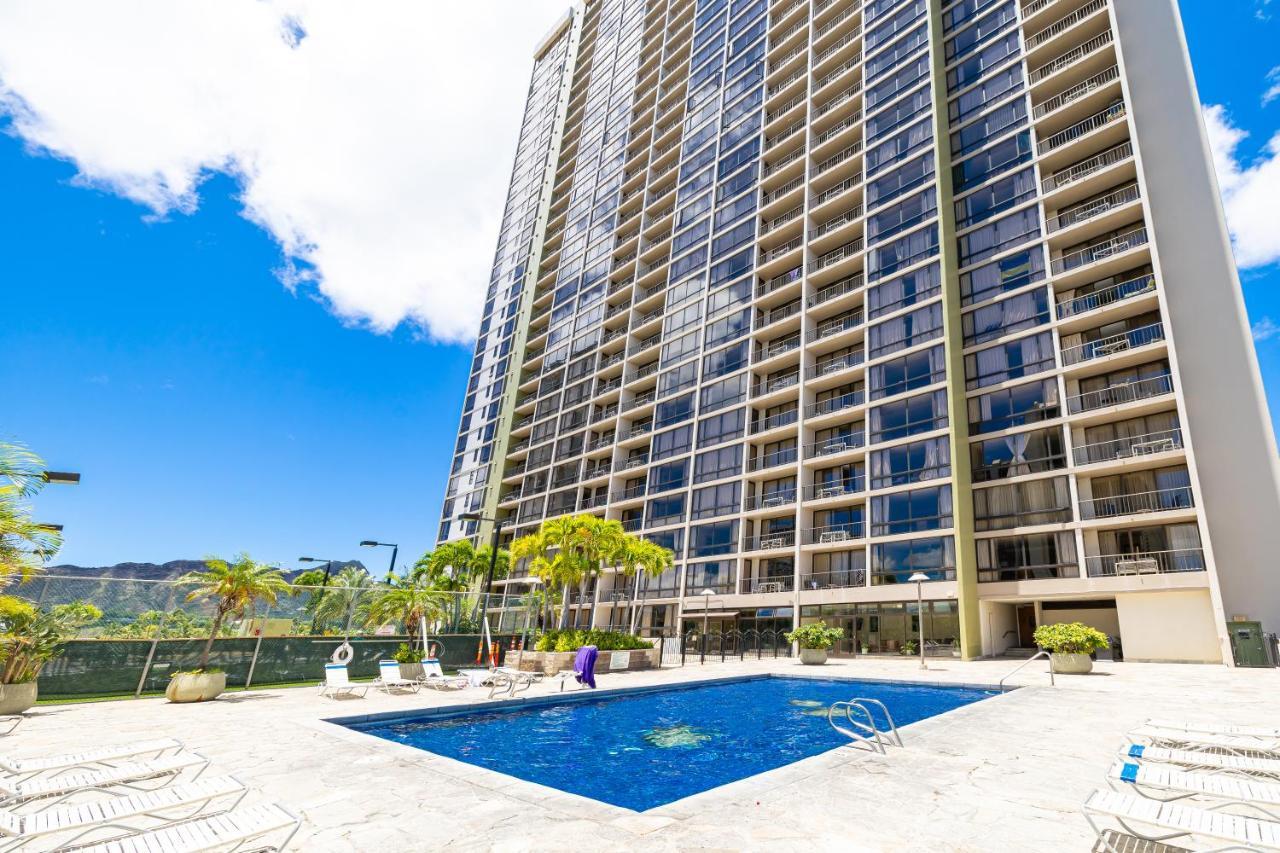Waikiki Sunset Mountain View Near Beach With Parking Honolulu Exterior photo