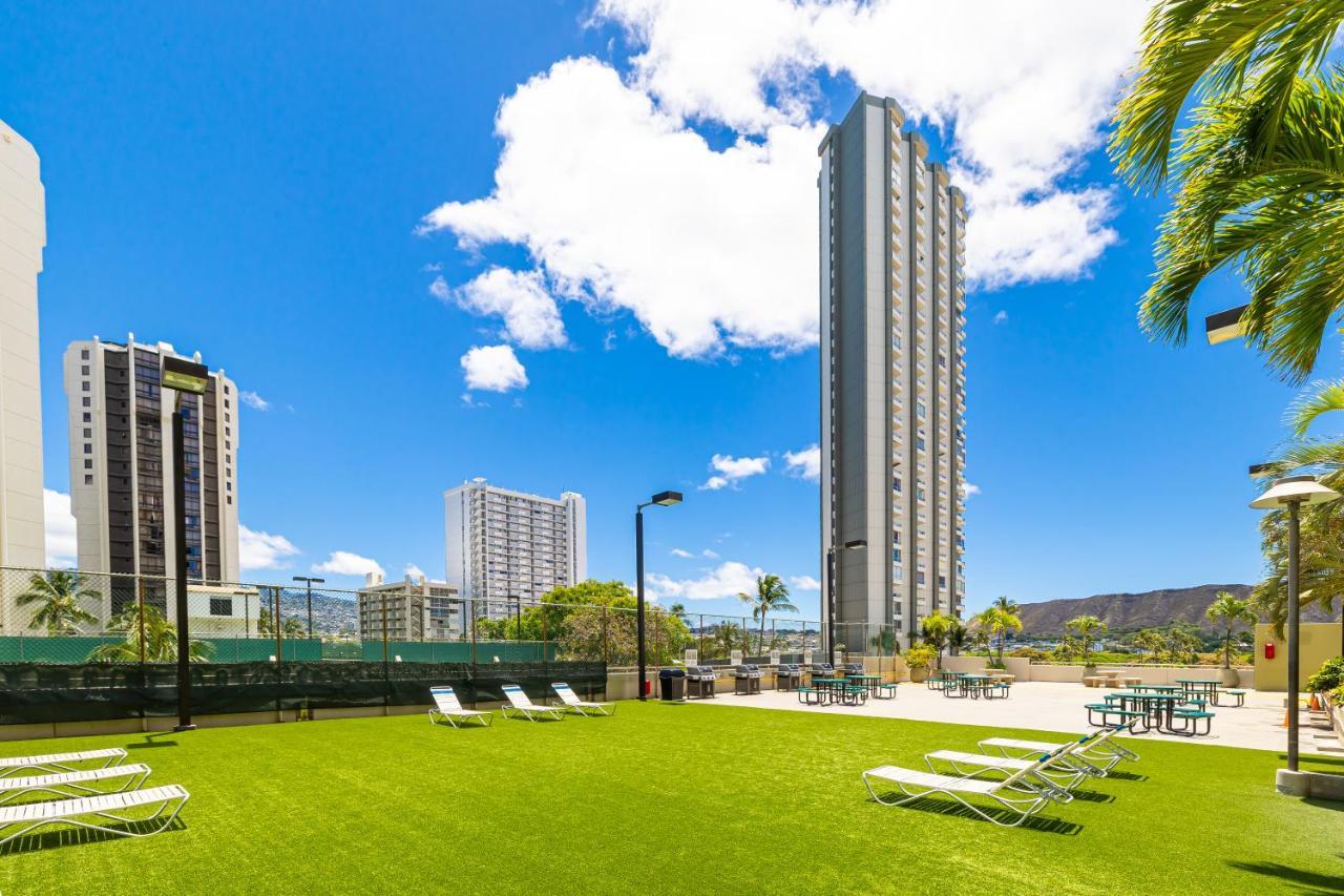 Waikiki Sunset Mountain View Near Beach With Parking Honolulu Exterior photo